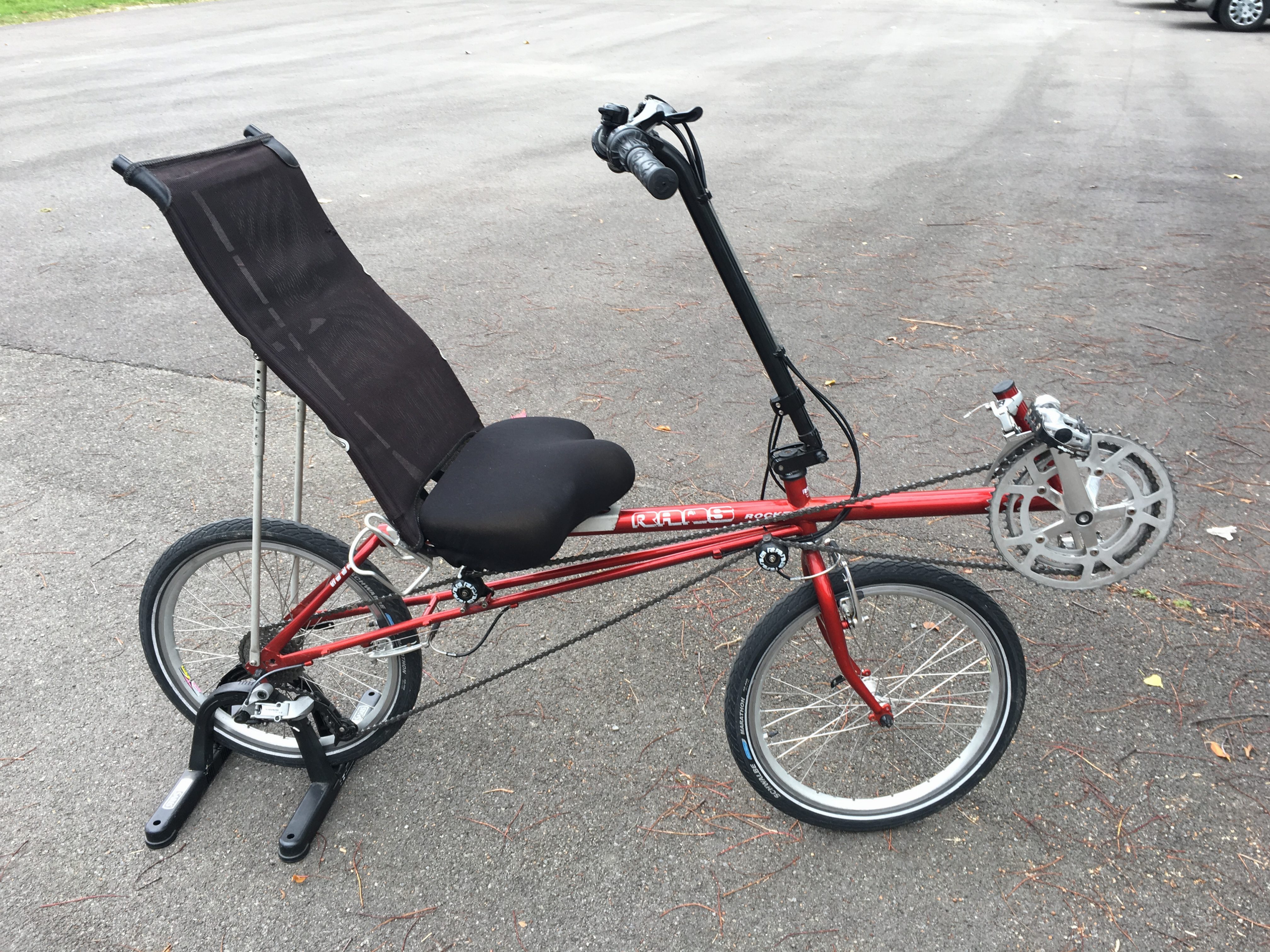 red cycling rocket roll